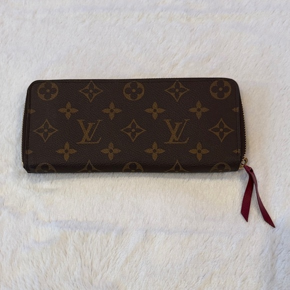 Louis Vuitton Monogram Clemence Zip Wallet • Excellent • Dust Bag - Picture 2 of 8